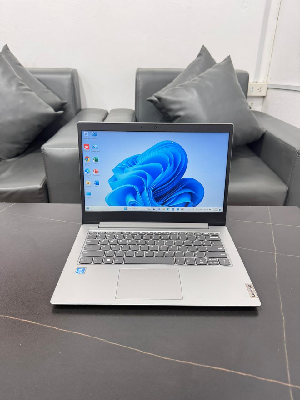 Lenovo Ideapad-1