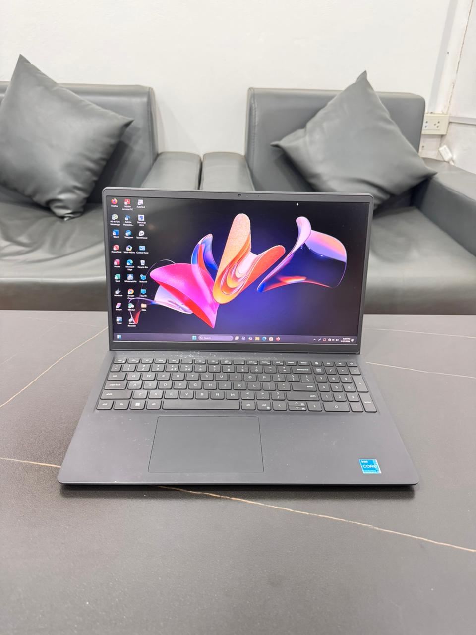 dell Vostro 15 3510